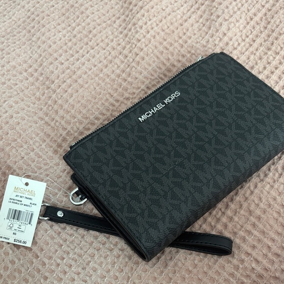 Michael Kors Black Monogram Wristlet - Picture 1 of 1